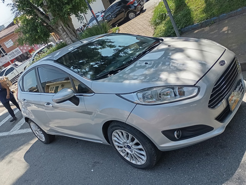 Ford Fiesta 1.6 16v Titanium Flex Powershift 5p