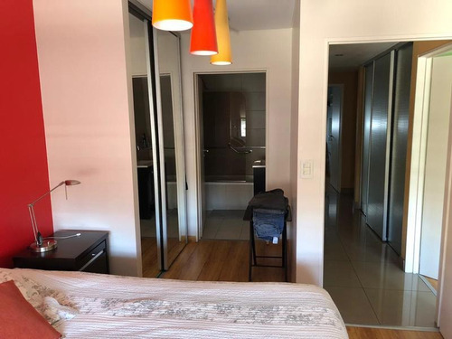 Venta De 4 Ambientes Con Cochera En Caballito. Vista A Pulmón De Manzana