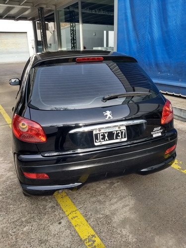 Imagen 4 de 11 de Peugeot 207 Compact 1.9 D Sedan Xs 2010
