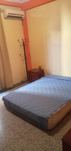 Imagen 5 de 12 de Apartamento En Alquiler