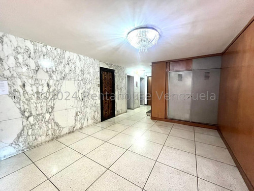 Excelente Apartamento. 25-11596