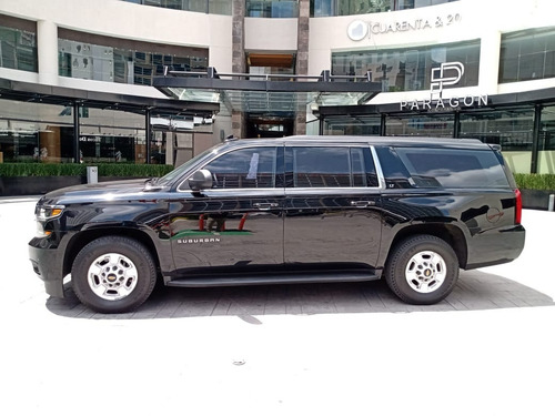 Imagen 3 de 13 de Chevrolet Suburban Paq G 4x4 Blind Iv 2018 Negra