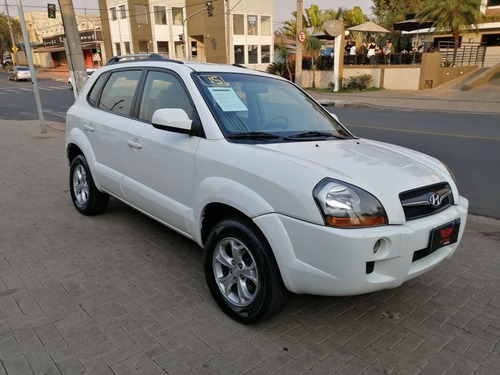 Imagem 10 de 14 de Tucson 2.0 Mpfi Gls 16v 143cv 2wd Flex 4p Automático 2015