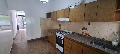 Imagen 4 de 9 de Venta Muy Buena Casa 3 Ambientes Con Patio, Villa Ballester