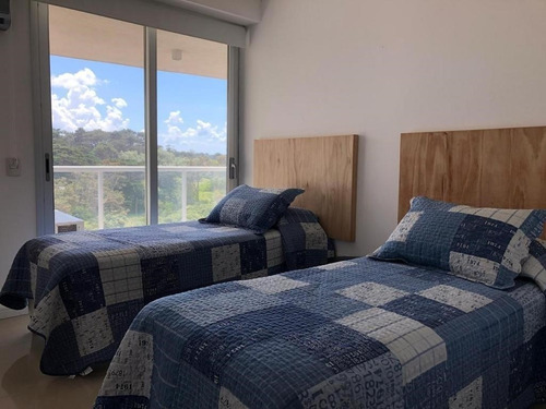Imagen 12 de 19 de Departamento En Alquiler Ubicado En Playa Brava, Punta Del Este, Punta Del Este / Maldonado