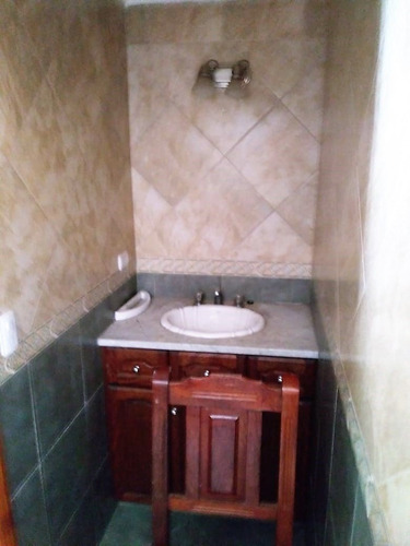 Ph O Casa Independiente, Villa Primera