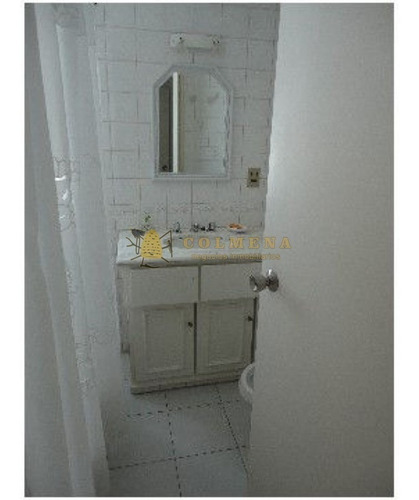 Apartamento En Muy Buena Ubicacion, Cerca Del Puerto De 2 Dor, 2 Baños, Con Amplia Terraza Con Churrasquero. Consulte!!!!!!- Ref: 2034