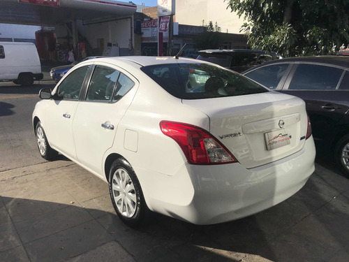 Nissan Versa 1.6 Visia Mt Automania