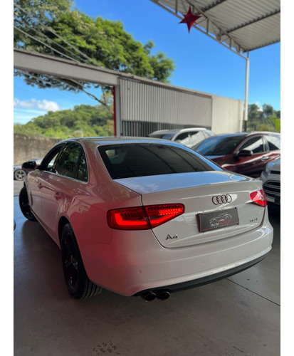 Audi A4 1.8 TFSI ATTRACTION GASOLINA 4P MULTITRONIC