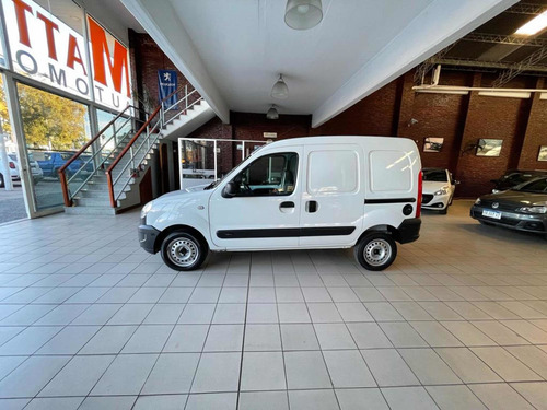 Imagen 5 de 13 de Renault Kangoo 2016 1.6 Furgon Ph3 Gran Confort Lc