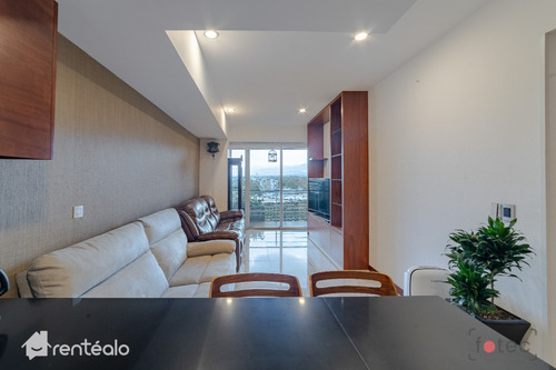 Departamento De Lujo Con Espacioso Balcón En City Towers, Del Valle Sur: Disfruta De Vistas Excepcionales Y Comodidad Sin Igual