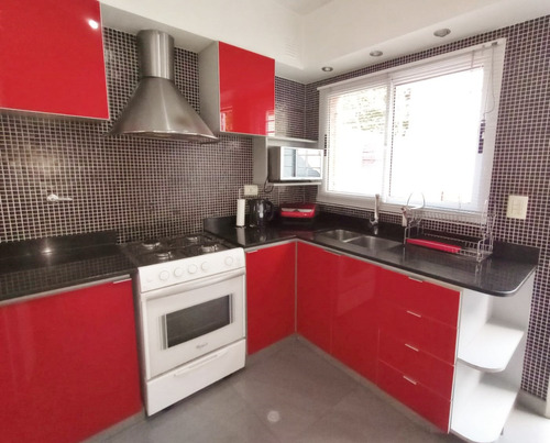 Amenedo Al 600 Adrogue Triplex Excelente Jardin Parrilla Doble Coch 3 Dorm