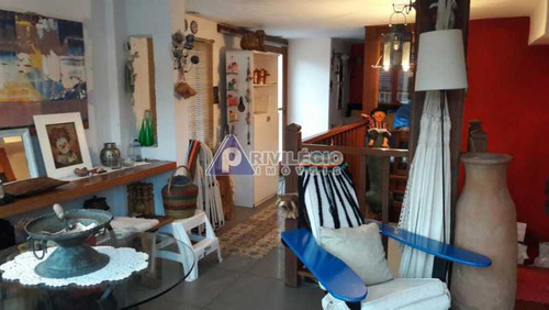 Cobertura À Venda, 2 Quartos, 1 Suíte, 1 Vaga, Ipanema - Rio De Janeiro/rj - 21576