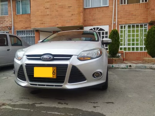 Ford Focus 2.0 Titanium | TuCarro