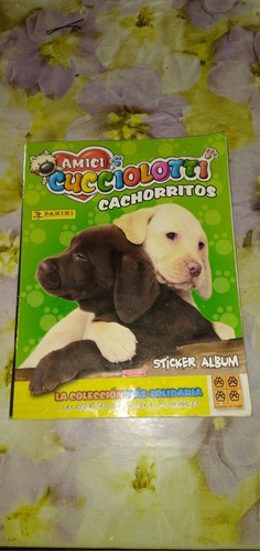 Álbum De Figuritas Amici Cucciolotti Menos De La Mitad De La