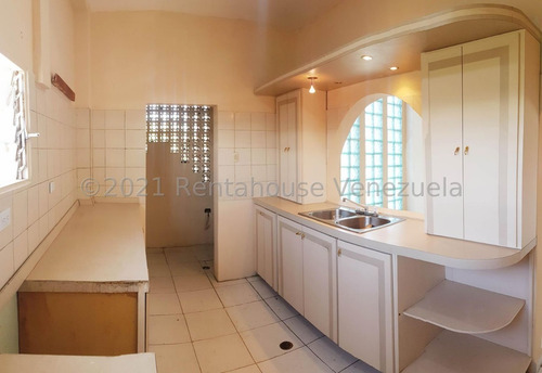 Imagen 4 de 11 de Apartamento En Venta En Sector San Bosco, Coro. Falcón