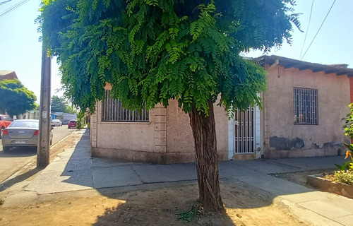 Hermosa Casa Esquina Excelente Ubicacion