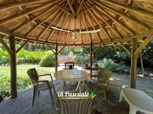 Venta Casa Quinta Con Parque, Pileta Y Quincho - La Reja Sur