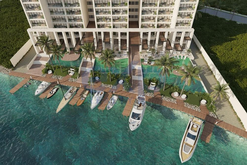 Se Vende Departamento Pre-venta (12/2025) En Piso 10 De Condominio Con Vistas A Uno De Los Canales En Puerto Cancún.