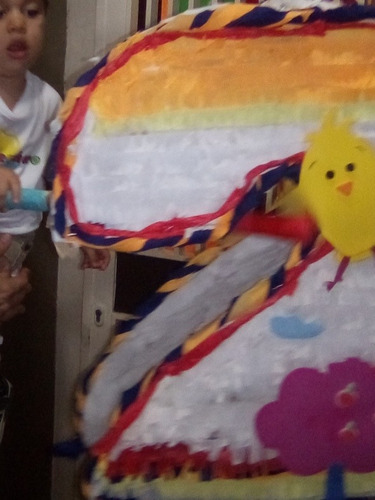Imagen 7 de 9 de Piñatas