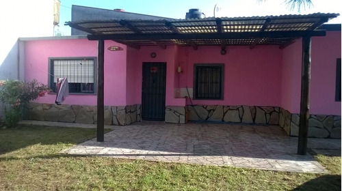 Casa En Venta En Santa Teresita