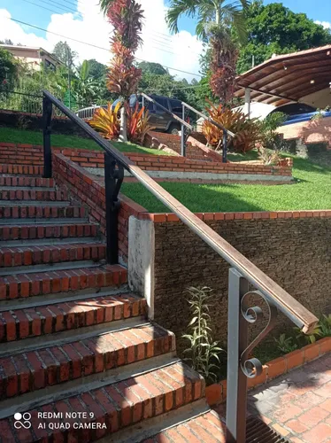 Casa En Naguanagua, La Entrada