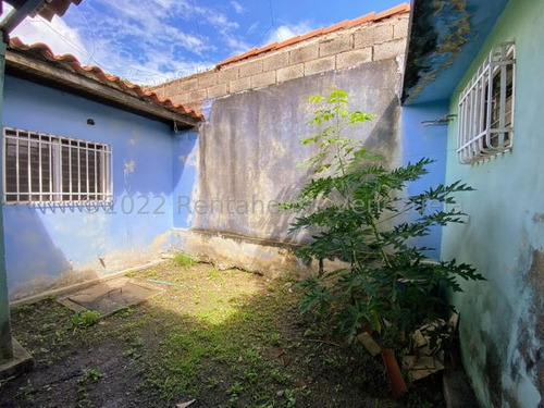 Imagen 16 de 30 de Casa En Venta Al Este De Barquisimeto Urbanización Cerrada Con Vigilancia Privada.gabriela C. #23-6871
