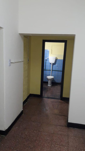 Local En Venta Ubicado En Don Torcuato, Tigre, G.b.a. Zona Norte