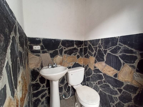 Imagen 16 de 16 de Se Vende Town House Con Aires Y Cocina Equipada En Villas De Alcala 14137 Andres Peña