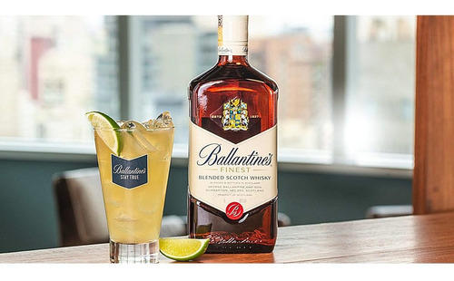 Imagem 4 de 4 de Whisky Ballantine's Finest Blended Scotch 750 Ml