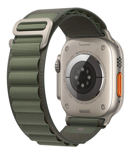 Imagen 3 de 9 de Apple Watch Ultra GPS + Celular - Caja de titanio 49 mm - Correa Loop Alpine verde - M