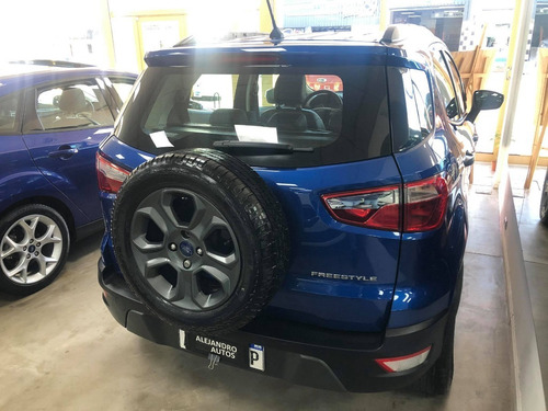 Ford Eco Sport Freestyle 2017