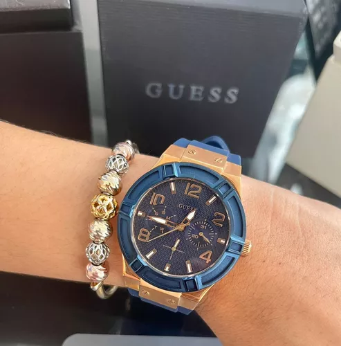 Reloj Mujer Guess U0571l1 Cuarzo 39mm Pulso Azul En Silicona