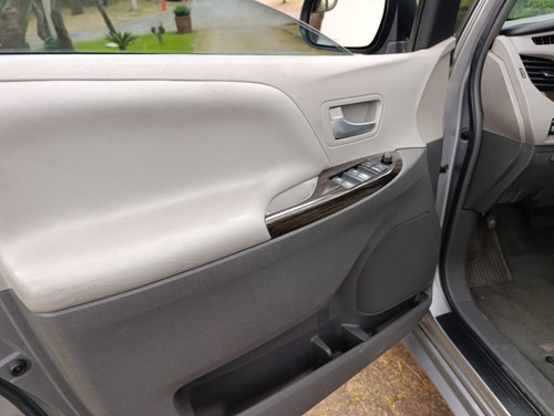 Toyota Sienna 3.5 Xle At