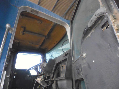 Cabina Y Cofre De Tractocamion Kenworth T600 Precio Neto
