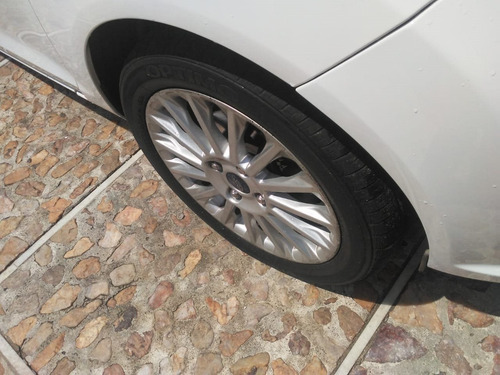 Ford Fiesta 1.6 Titanium Hatch 16v Flex 4p Manual