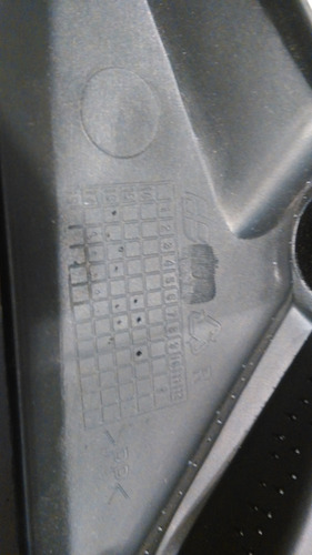 Imagen 2 de 4 de Cobertor Apoyapie Trasero Derecho Zanella Rx 200 Next
