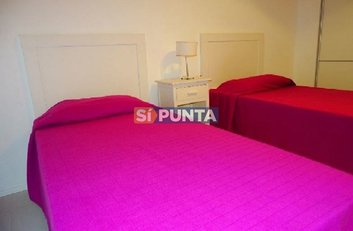 Imagen 6 de 8 de Apartamento En Alquiler - Brava