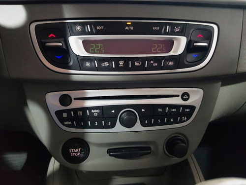 Renault Fluence 2.0 PRIVILÉGE 16V FLEX 4P AUTOMÁTICO