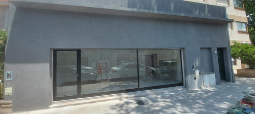 Imagen 1 de 12 de Local - Centro