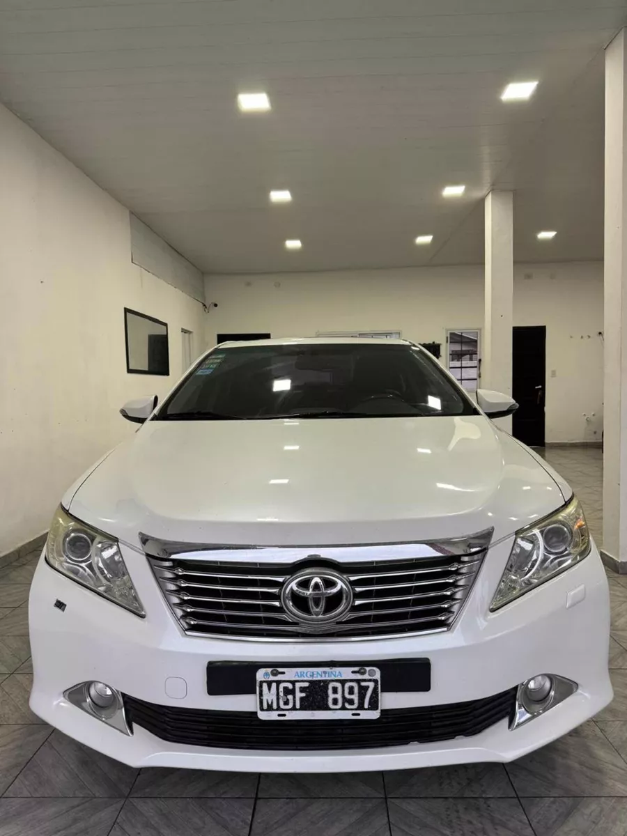 Toyota Camry 2.5 L4 At