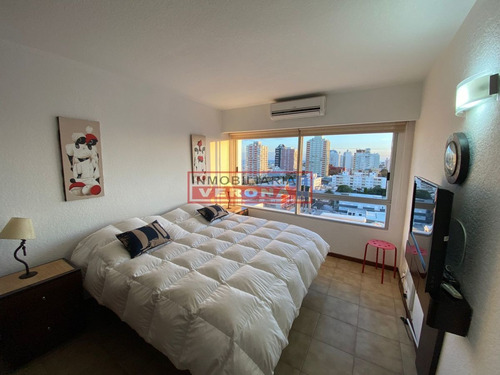 Imagen 9 de 16 de Apartamento 1 Dorm En Torre Gattas Con Vistas!