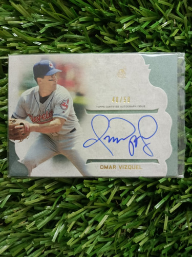 2015 Topps Omar Vizquel 40/50 Autografiada 