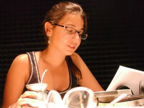 Locutora Nacional - Ivrs - Publicidad - Podcast - Audiolibro