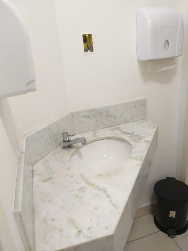 Imagem 16 de 20 de Sobrado Comercial No Tatuapé Com 5 Salas, 1 Vaga, 3 Wcs, 117m² - So0758