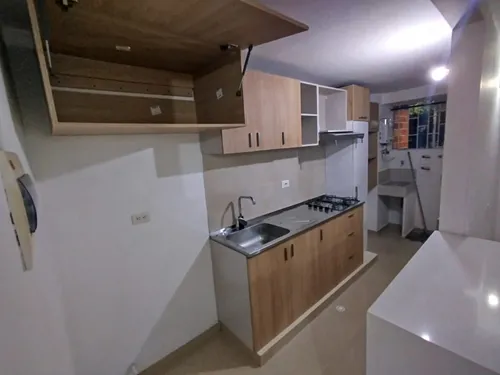 Arriendo Apartamento En Loma De Los Bernal