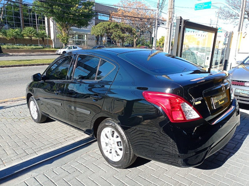 Imagem 5 de 14 de Versa 1.6 Flex Com Câmbio Cvt E Kit Multimidia!