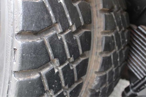 Imagem 8 de 10 de Ford Cargo 2629