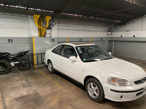 Imagen 3 de 6 de Cochera En Venta En San Telmo
