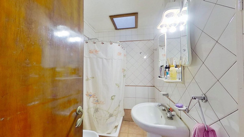 Hermosa Casa Venta Hurlingham C/jardín Aptacrédito